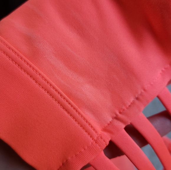 Victoria's Secret Sports Bra XS - Picture 4 of 4
